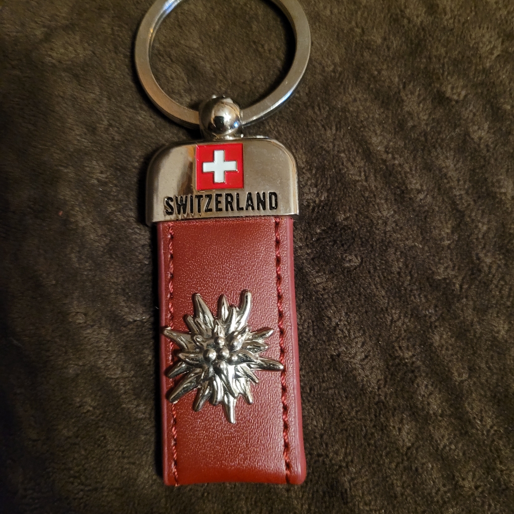 Switzerland Key Chain Leather Nwot